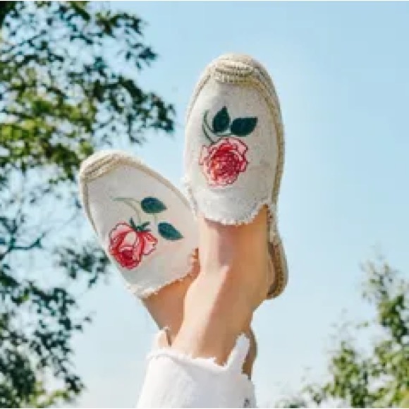 Soludos Vogue Exclusive Beige Rose Espadrille Sandals Mules Size 9.5 - Picture 1 of 11